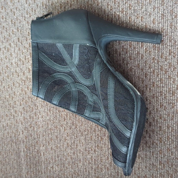 LANE BRYANT BLACK MESH 4" HEEL OPEN TOE SHOES SZ 9W - Picture 4 of 6